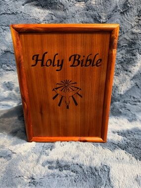 Wooden Holy Bible (Dove of Peace King James Edition)Book Protector in Warm Brown